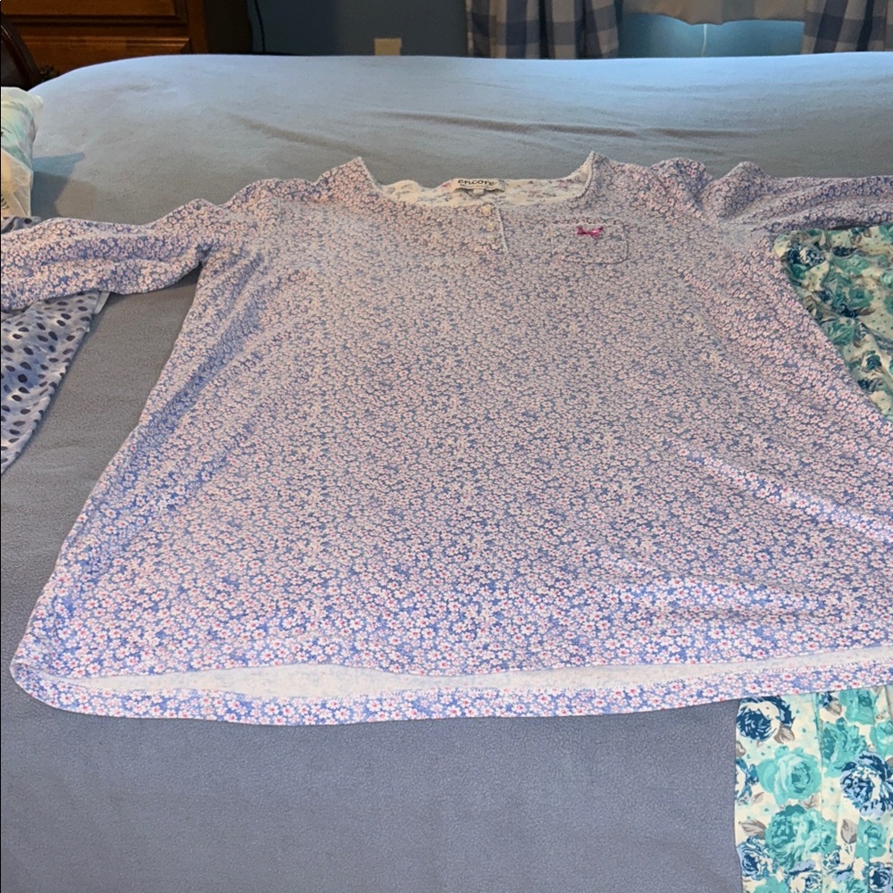 Encore Jeans Blue and Pink Floral sleep shirt